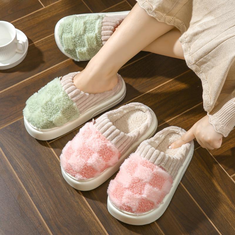 Cotton slippers for women, anti slip cashmere for warmth, monthly slippers for indoor home, cute and fluffy cotton mop walking shoes