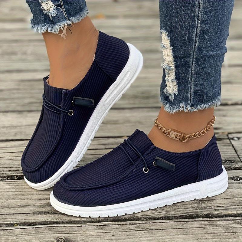 Fashionable Solid Color Skate-Inspired Slip-On Sneakers - Durable, Non-Slip Tread, Low Cut Loafers for Casual Everyday Wear