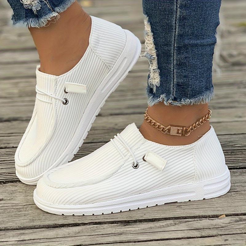 Fashionable Solid Color Skate-Inspired Slip-On Sneakers - Durable, Non-Slip Tread, Low Cut Loafers for Casual Everyday Wear