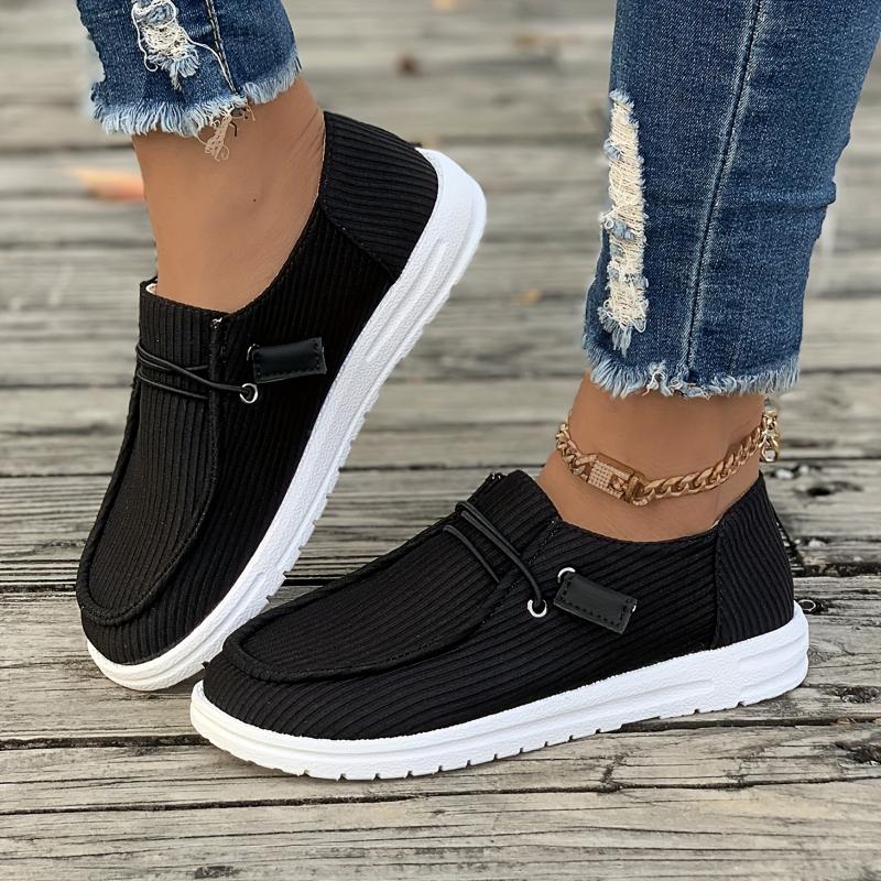 Fashionable Solid Color Skate-Inspired Slip-On Sneakers - Durable, Non-Slip Tread, Low Cut Loafers for Casual Everyday Wear