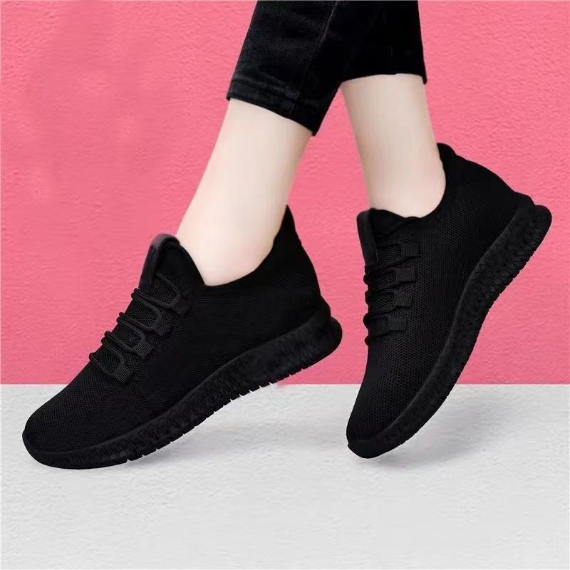 Pure Black Kitchen Shoes for Work Non-Slip Soft Bottom Old Beijing Cloth Shoes 2024 Spring New Women's Casual Pumps