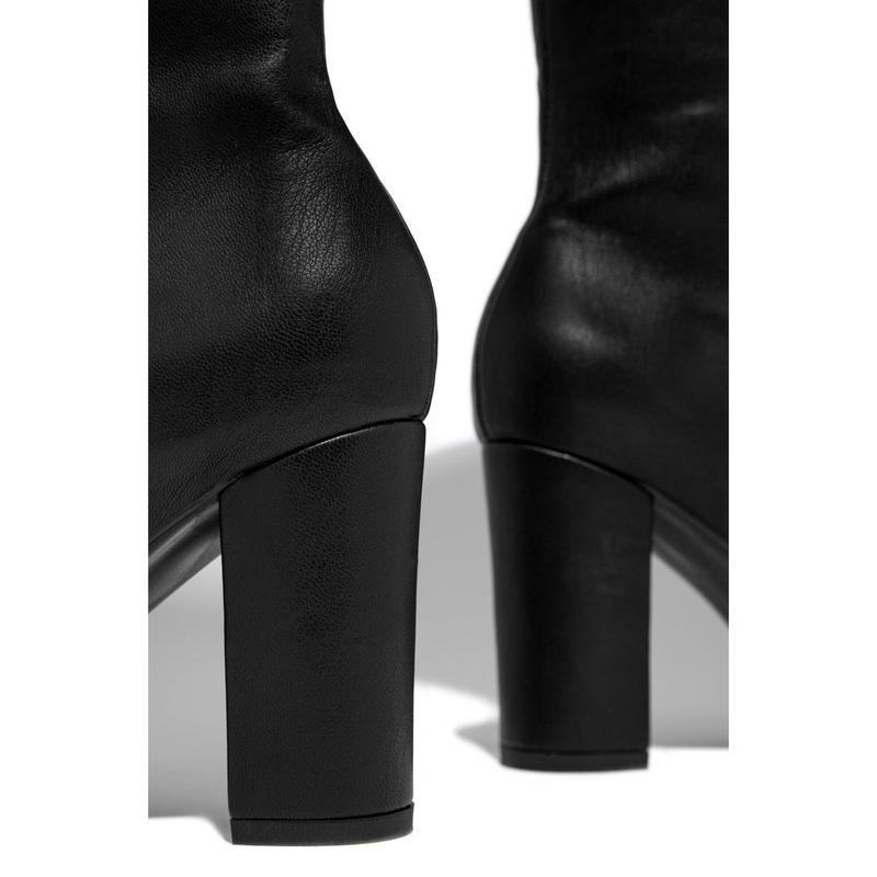 Fine Time Block Heel Knee High Boots - Black