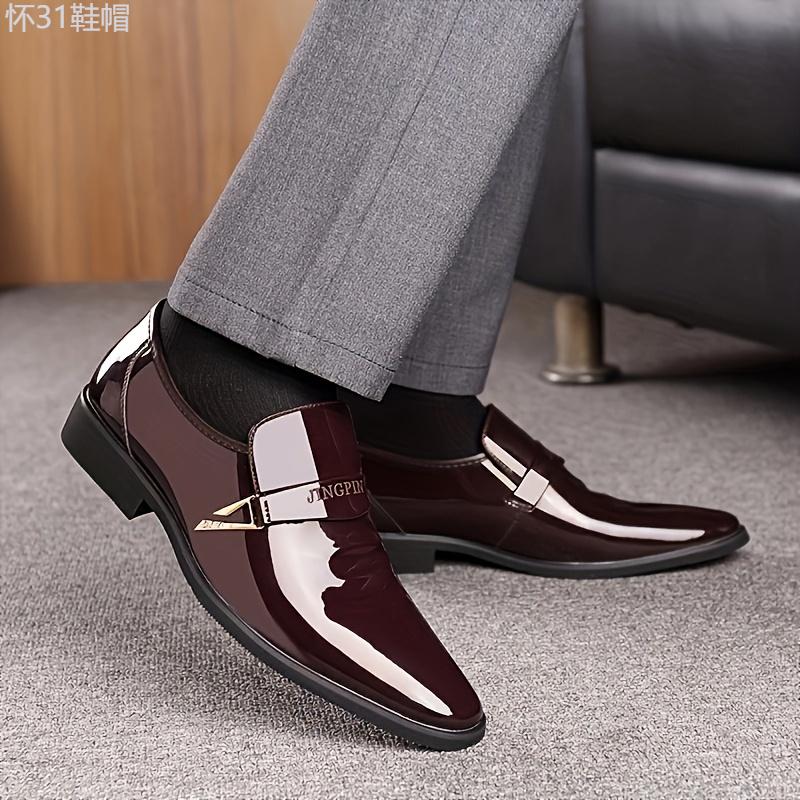 Vintage Elegance Men's Pointed-Toe Dress Loafers - Breathable Slip-On, Alphabet Detail for Office & Formal Wear Footwear Shoe