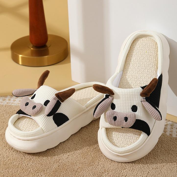 Adorable Womens Cow Print Slippers - Ultra-Soft Platform with Luxurious Plush Lining - Non-Slip Indoor Slides for Year-Round Cozy Comfort