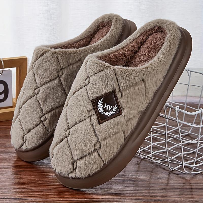 Plus Size Men's Comfy Fuzzy Slippers, Solid Color Non Slip Casual Thermal EVA Sole Slides for Winter Indoor Footwear