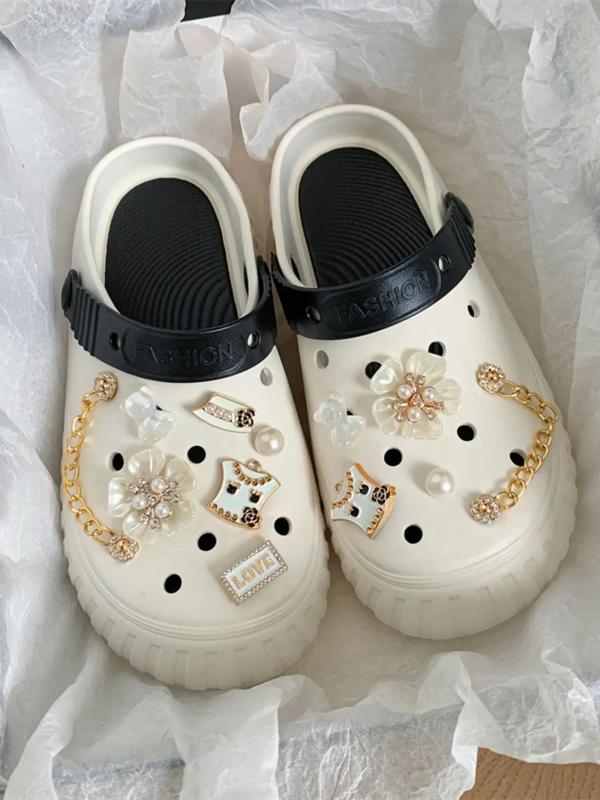 Women's Cute Minimalist Clogs with Flower & Chain Design Charm, Trendy Clogs with Faux Pearl & Rhinestone Decor Charms, Fashionable Clogs for Summer