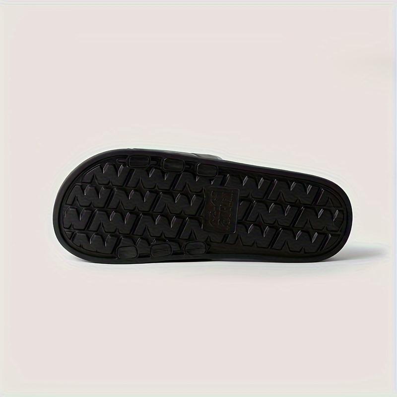 2025 Hot Summer Sandals, Men's Fashion Trend, Indoor and Outdoor Slippers, Home Leisure, Non-Slip, Mute Solid Color Flip Flops