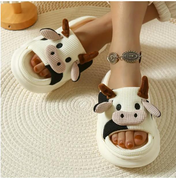 Cute Cow Slippers Fuzzy Milky Cow Slides Fuzzy Milky Cow Slides Indoor Cozy Cartoon Animal Slipper House Shoes for Women Men