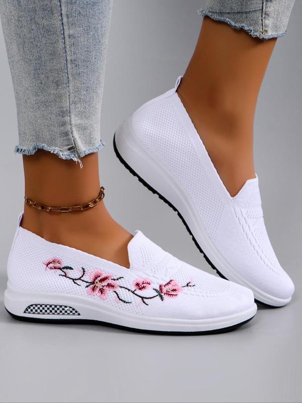 Women's Fashionable Floral Embroidery Slip-on Low Top Sneakers, 2024 New Style Summer Casual Comfortable Breathable Lightweight Sports Running Shoes, All-match Commuter Shoes for Work & Daily Wear