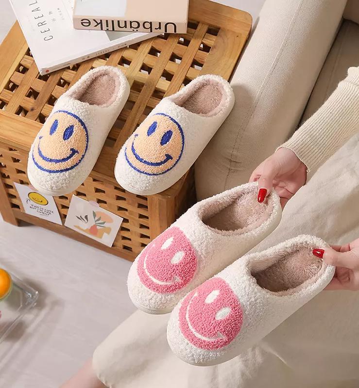 Cute Smile Face Slippers for Women and Men, Soft Plush Comfy Warm Couple Slip-On House Happy Face Slippers Girl Walking Shoes Footwear Flipflop Footwear Flipflop