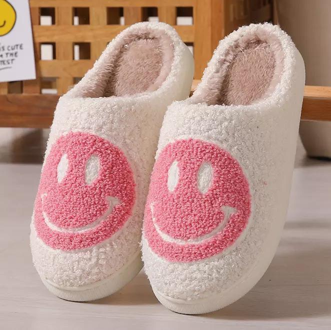 Cute Smile Face Slippers for Women and Men, Soft Plush Comfy Warm Couple Slip-On House Happy Face Slippers Girl Walking Shoes Footwear Flipflop Footwear Flipflop