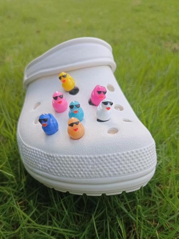 Cute Cartoon Duck with Sunglasses Decor Shoes Decoration (14pcs), Unisex Fashionable Shoes Decorations for Clogs, Creative Shoes Accessories for Adult & Kids