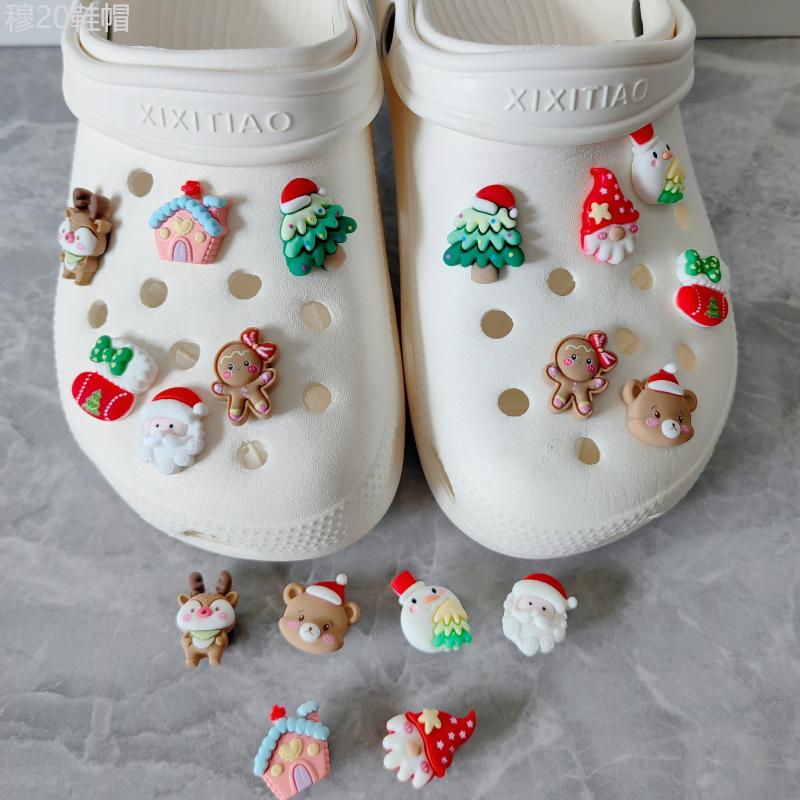 12pcs set Red Christmas Series Cartoon Shoe Charms For Clogs Sandal Decoration, DIY Accessories Footwear Comfort