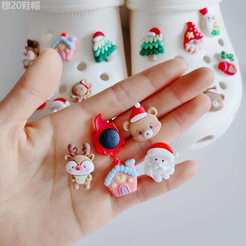 12pcs set Red Christmas Series Cartoon Shoe Charms For Clogs Sandal Decoration, DIY Accessories Footwear Comfort