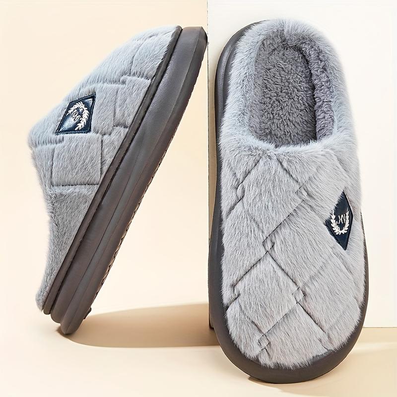 Plus Size Men's Comfy Fuzzy Slippers, Solid Color Non Slip Casual Thermal EVA Sole Slides for Winter Indoor Footwear