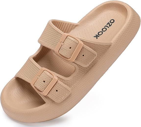 Pillow Slippers ， Cloud Slides Double Buckle Adjustable ， EVA Ultra Cushion Sandals Footwear Girl Women Shoe Comfort