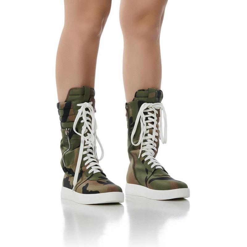 AZALEA WANG TONY CAMO SNEAKER Shoe Walking Shoes