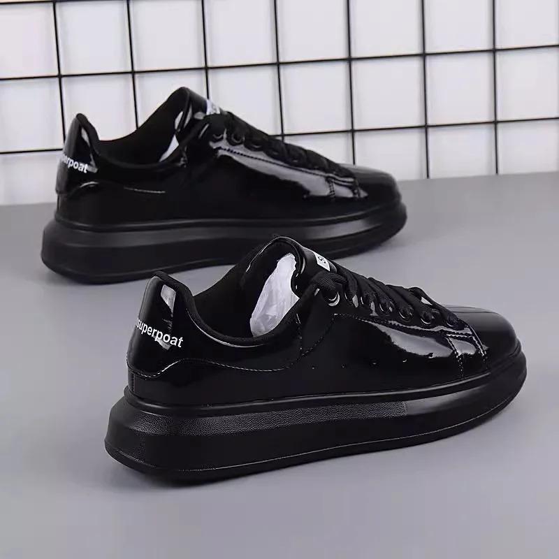 2024 Red Glossy Casual Shoes New Breathable Sports Men's Shoes Couples Casual Skateboard Shoes Women's Shoes