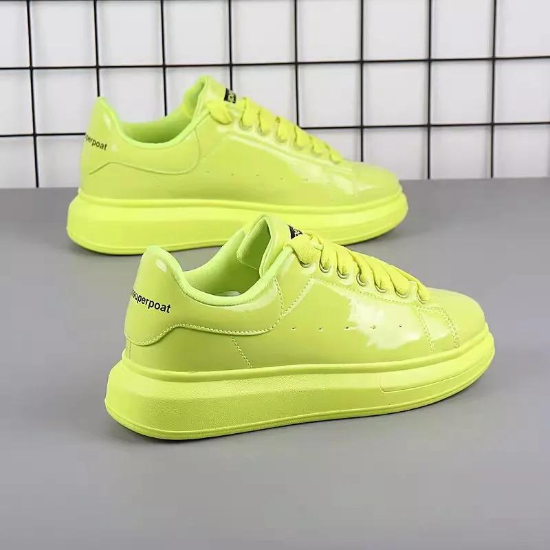 2024 Red Glossy Casual Shoes New Breathable Sports Men's Shoes Couples Casual Skateboard Shoes Women's Shoes