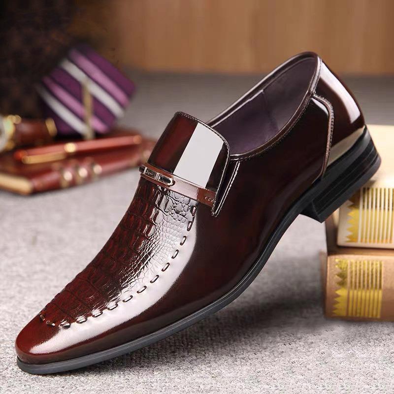 2024 Men's Tuxedo Dress Shoes Formal Classic Faux Patent Leather Oxfords Business Wedding Shoes for Men Toe Wingtip Black Boy Footwear Office Work