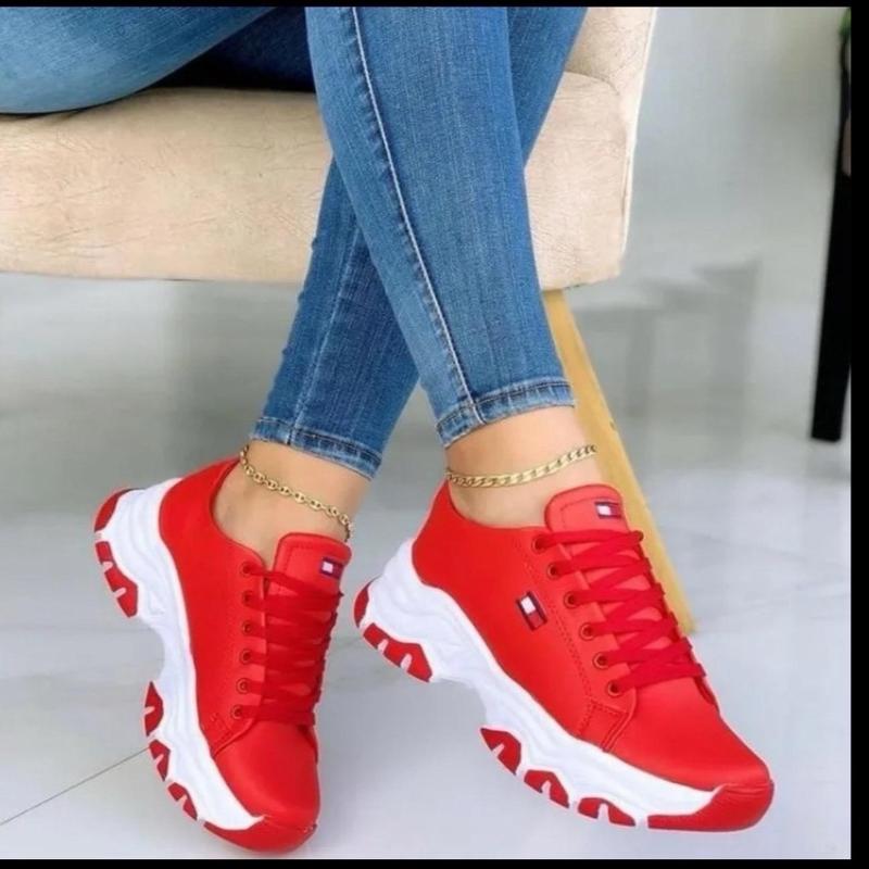 2024 Spring New Women's Casual Sports Shoes Fashionable Lace-up Thick-soled Sports Shoes Outdoor Casual Vulcanized Shoes