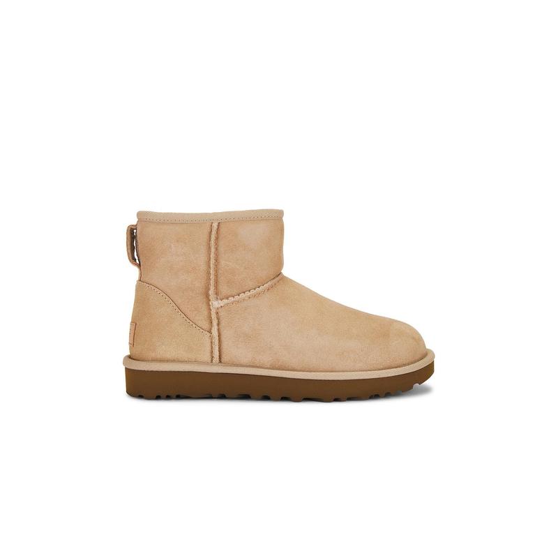 UGG Classic Mini II Bootie in Chestnut