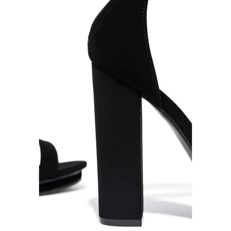 New View Block High Heels - Black