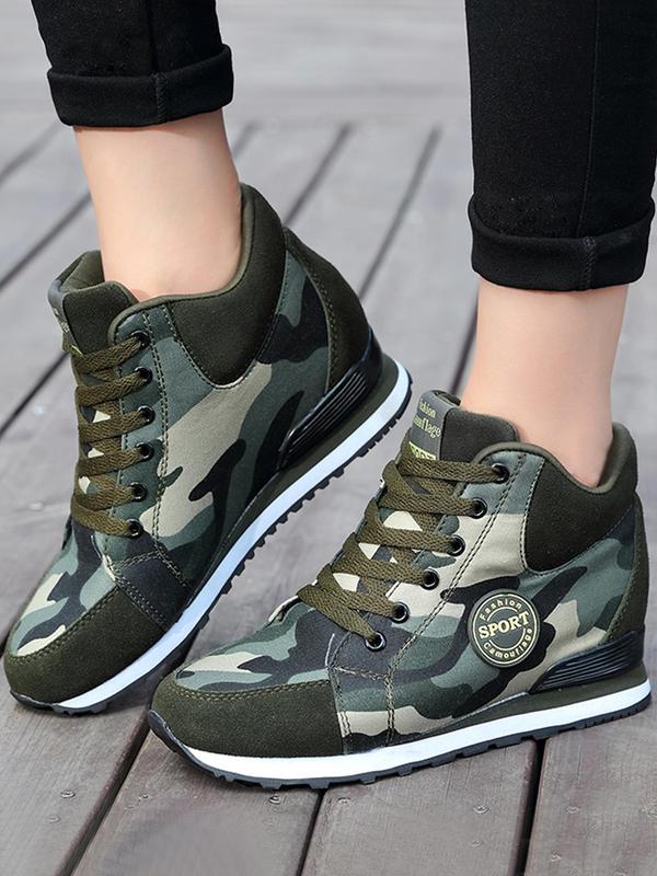 Women's Fashionable Camo Print Platform Sneakers, Casual Comfortable Sports Shoes for Daily Wear, Female All-match Round Toe Shoes for Spring & Fall