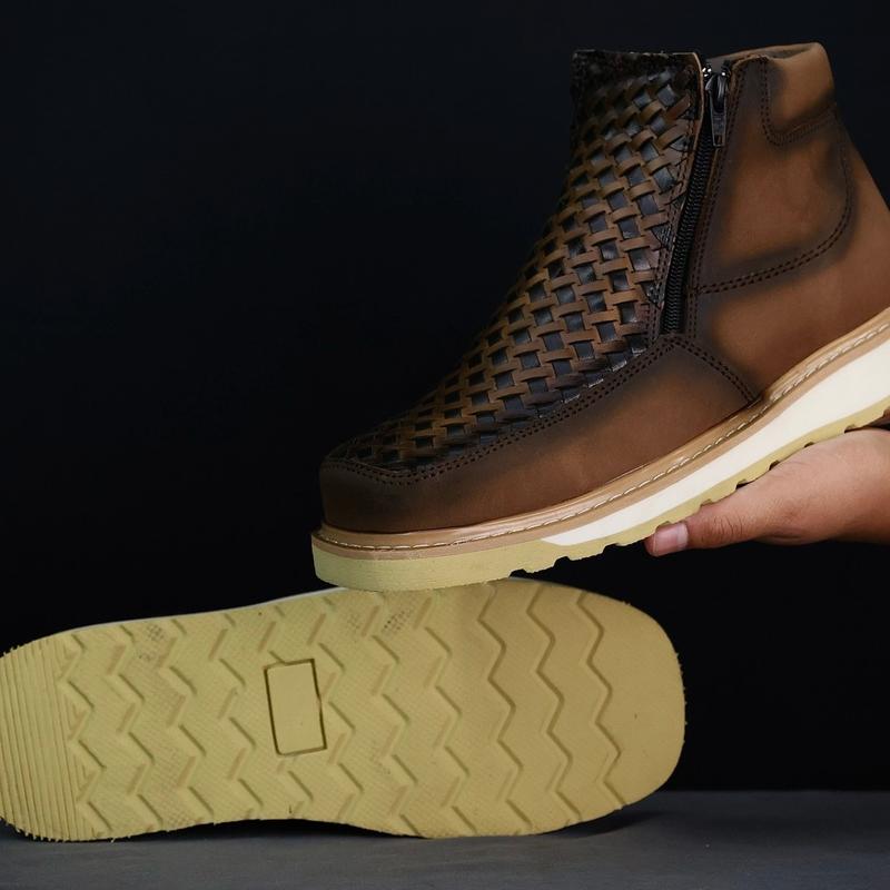 BROWN TAN BASKETWEAVE COWBOY SHOES